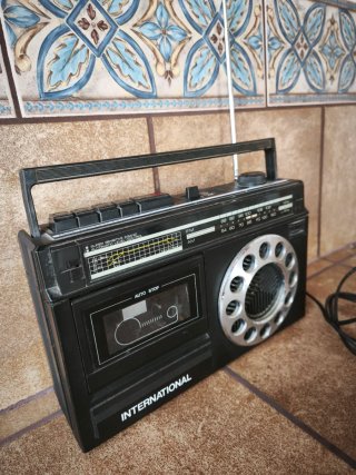 Radiocasete International vintage REBAJADO