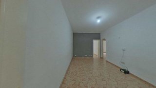 Piso en venta en La Font de la Guatlla en Barcelona