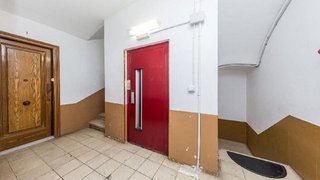 Piso en venta en La Font de la Guatlla en Barcelona