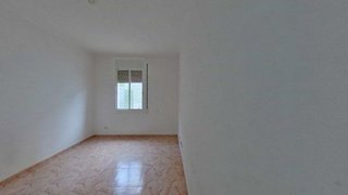 Piso en venta en La Font de la Guatlla en Barcelona