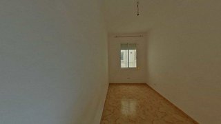 Piso en venta en La Font de la Guatlla en Barcelona