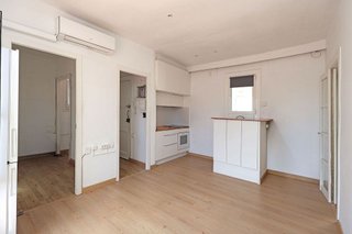 Piso en venta en Sants en Barcelona