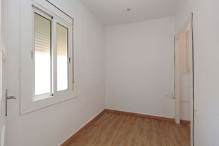 Piso en venta en Sants en Barcelona