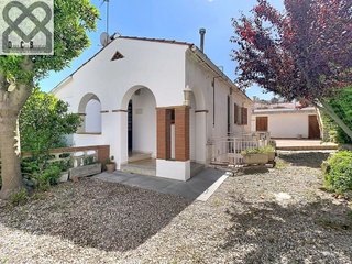 Chalet en venta en Corbera de Llobregat