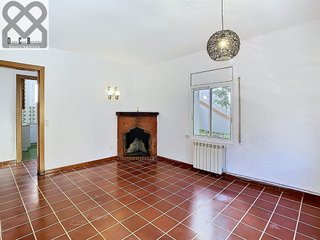Chalet en venta en Corbera de Llobregat