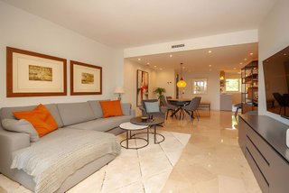 Piso en venta en Elviria en Marbella