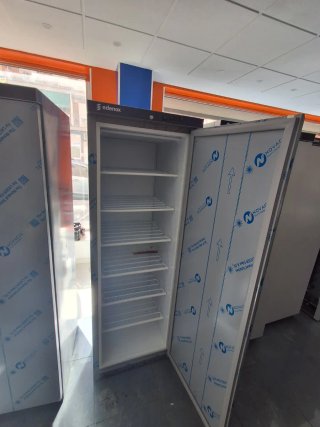 Congelador vertical Edenox 400L