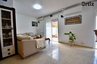 Casa adosada en venta en Loeches