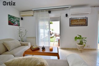 Casa adosada en venta en Loeches