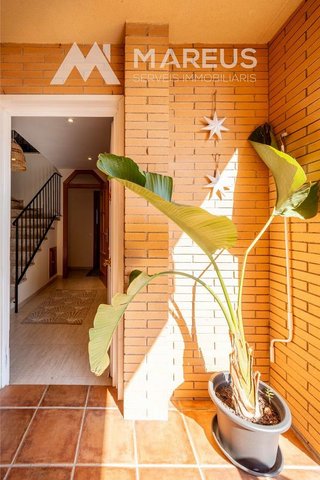 Chalet en venta en Sant Esteve Sesrovires