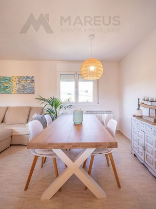 Chalet en venta en Sant Esteve Sesrovires