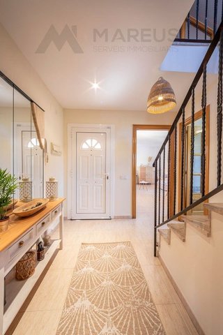 Chalet en venta en Sant Esteve Sesrovires