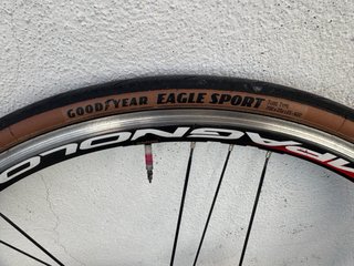 Ruedas Campagnolo Zonda C15 Núcleo Shimano 11/12v. de segunda mano