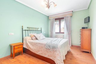 Piso en venta en Tineo