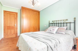 Piso en venta en Tineo