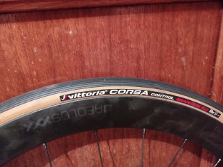 Bontrager Aeolus XXX4 Rueda trasera Carbono.