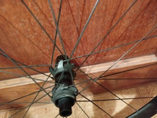 Bontrager Aeolus XXX4 Rueda trasera Carbono.