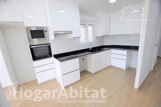 Piso en venta en Nou Moles en Valencia