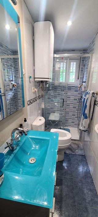 Piso en venta en Media Legua en Madrid