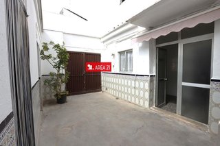 Chalet en venta en Núcleo Urbano en Pobla de Vallbona (la)