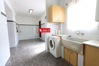 Chalet en venta en Núcleo Urbano en Pobla de Vallbona (la)
