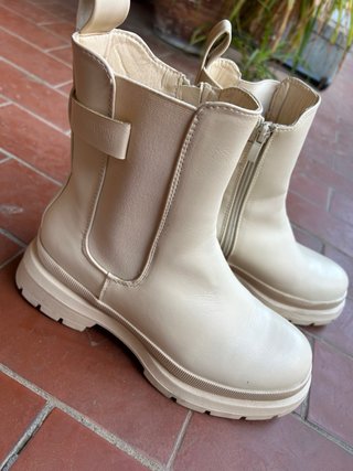 Botas beige bajas