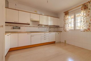 Casa adosada en venta en Estación-Manantiales en Guadalajara