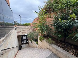 Dúplex en venta en La Font d'en Fargues en Barcelona