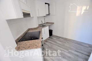 Piso en venta en Nou Moles en Valencia