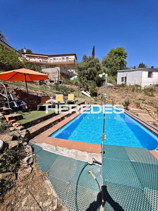 Chalet en venta en Torrelles de Llobregat