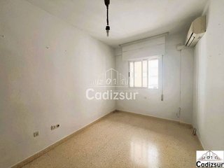 Piso en venta en La Paz - Segunda Aguada - Loreto en Cádiz