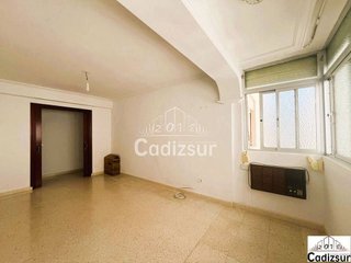 Piso en venta en La Paz - Segunda Aguada - Loreto en Cádiz