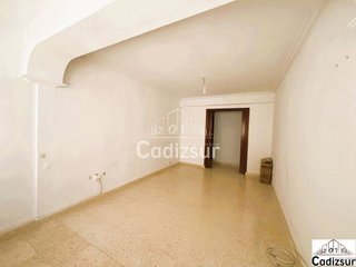 Piso en venta en La Paz - Segunda Aguada - Loreto en Cádiz