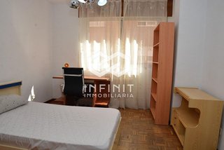 Piso en venta en Reyes Católicos en Alcalá de Henares