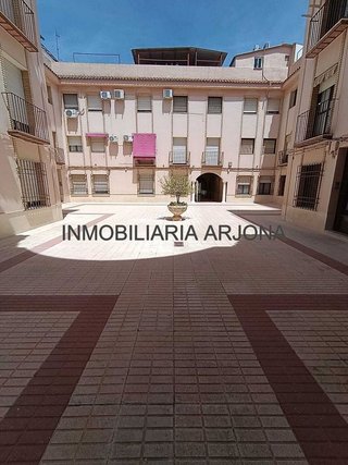 Piso en venta en Lucena