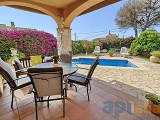 Chalet en venta en Mas Pere-Río de Oro en Calonge