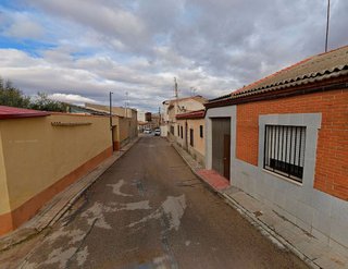 Casa adosada en venta en Villacañas