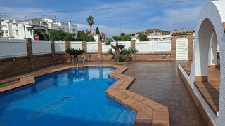 Casa adosada en venta en Residencial en Cunit