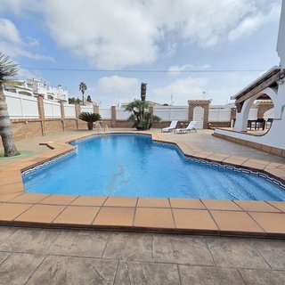 Casa adosada en venta en Residencial en Cunit