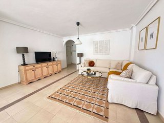 Piso en venta en Nueva Andalucía centro en Marbella