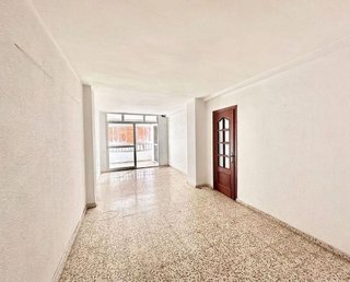Piso en venta en Parque Victoria Eugenia en Málaga