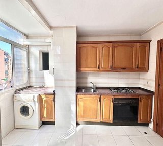 Piso en venta en Parque Victoria Eugenia en Málaga