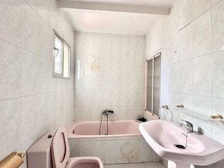 Piso en venta en Parque Victoria Eugenia en Málaga