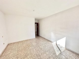 Piso en venta en Parque Victoria Eugenia en Málaga