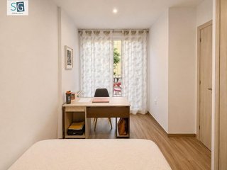Piso en venta en Crta. De la Sierra en Granada