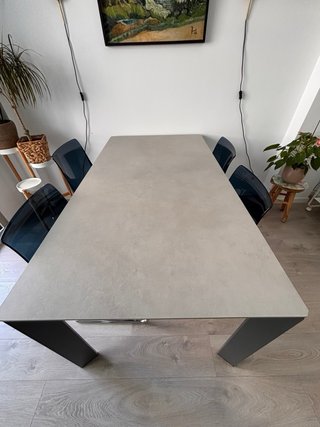 Mesa extensible cerámica gris/beige