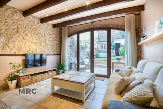 Casa adosada en venta en L'Eixample en Sant Feliu de Guíxols