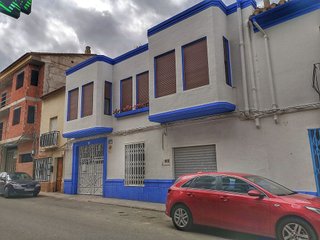 Local comercial en alquiler en Tarazona de la Mancha