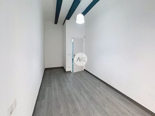 Piso en venta en El Raval en Barcelona