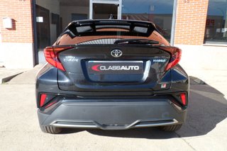 TOYOTA C-HR 2.0 180H GR Sport Black Edition